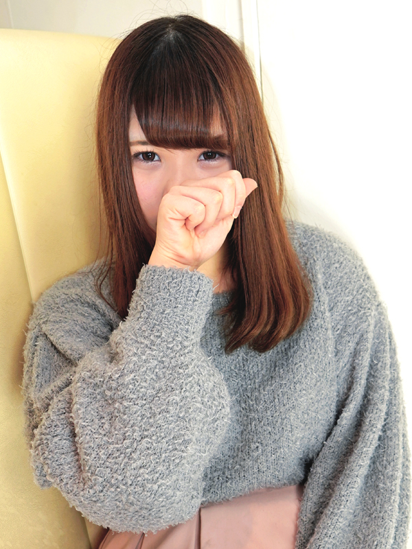 踊れ！チンチコリン・奈良店 みおり 18歳 T：159cm　B：86(C)　W：57　H：88